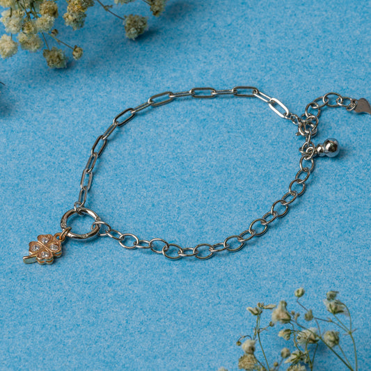 Silver Clover Link Chain Bracelet