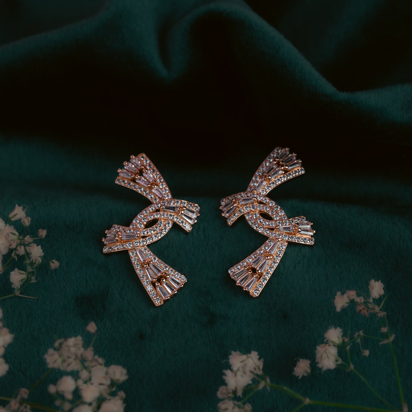 Rose Gold Intertwined Earrings