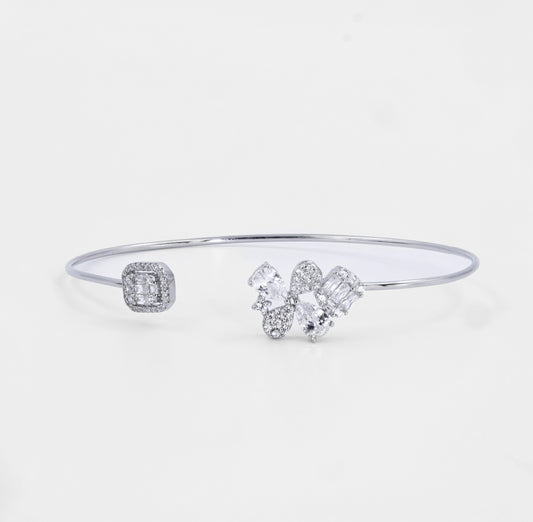 Silver Solitaire Frost Cuff/Kada